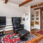6 Person Home-by Traum