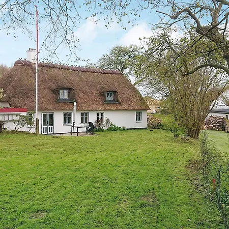 6 Person Home-by Traum Casa vacanze Augustenborg