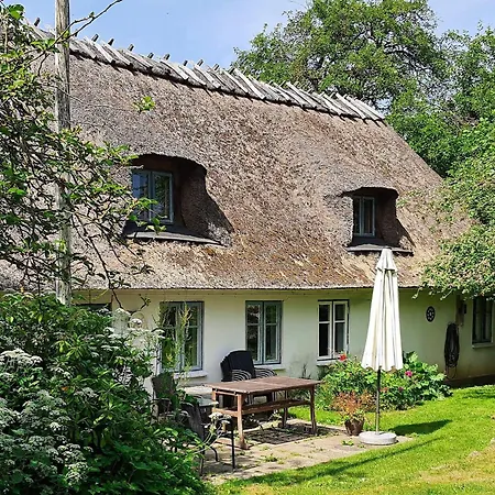 6 Person Home-by Traum
